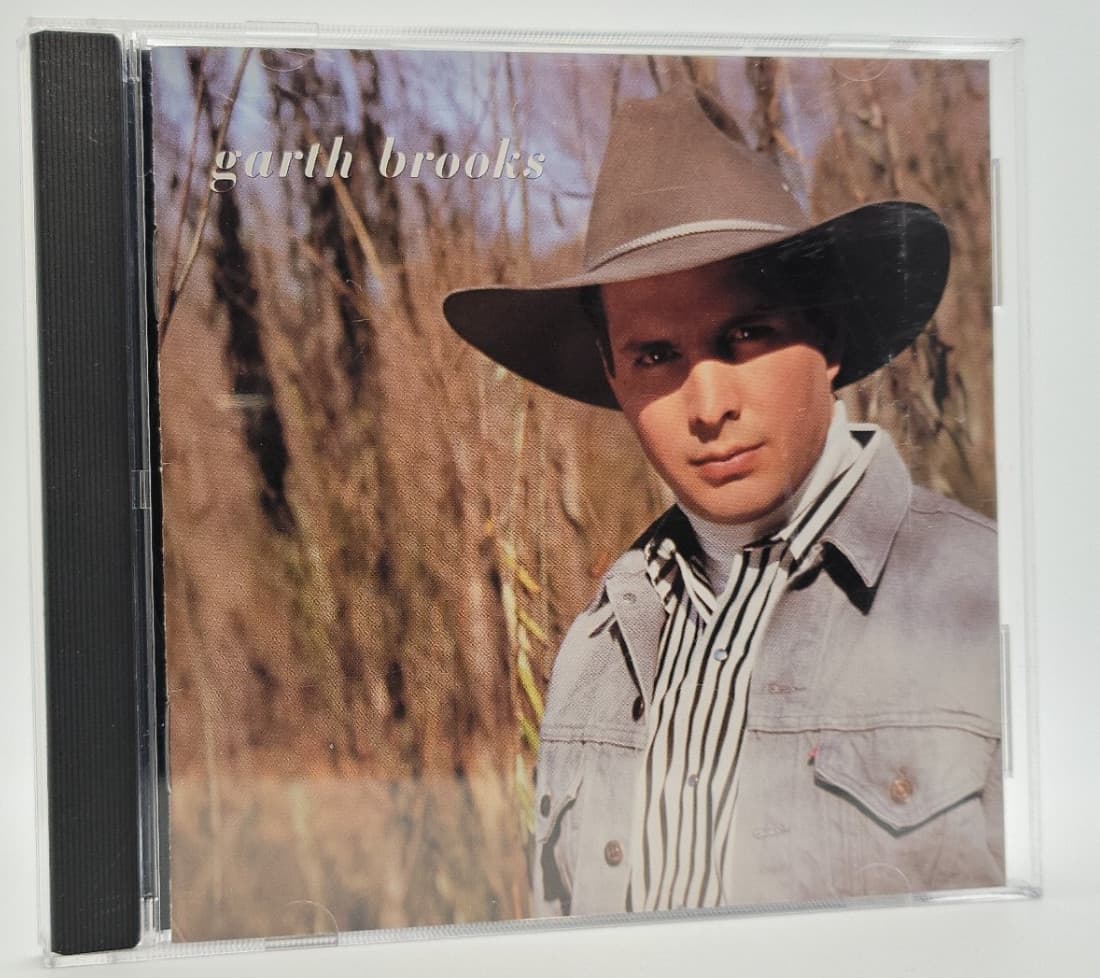 Garth Brooks | Garth Brooks | Music CD | Self Titled | Very Good | Fast Ship