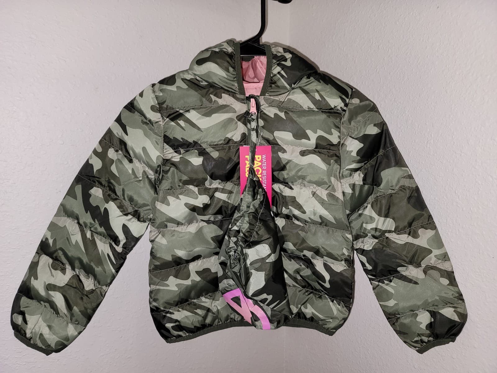 Epic Threads Big Girls Packable Jacket w/Bag Camo Pink Lining Sz 6 NWT Free Ship
