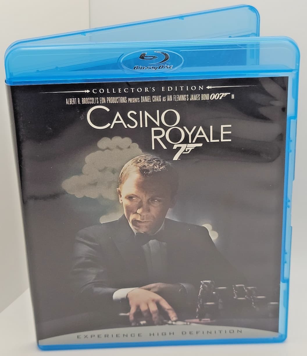 Casino Royale | 007 | Blu-ray | 2006 | 2-Disc | Craig | VG | Fast Ship